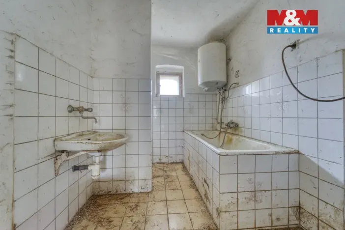 Prodej rodinného domu, Chocenice - Zhůř, 145 m2