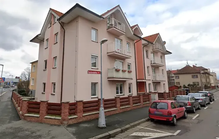 Pronájem bytu 2+kk, Hradec Králové, Šmilovského, 50 m2