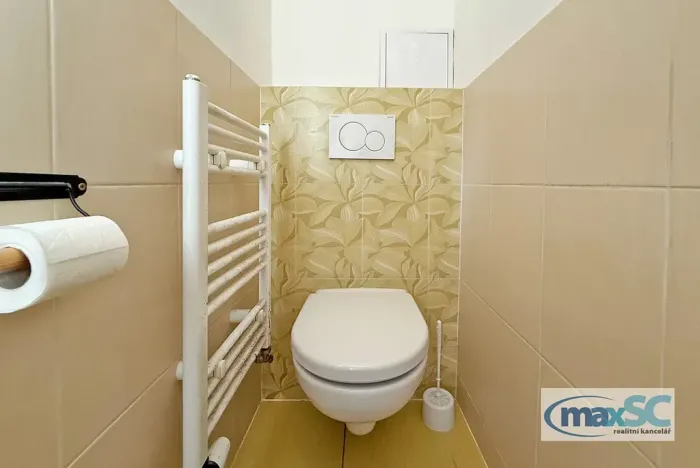 Pronájem bytu 2+1, Holice, Holubova, 64 m2