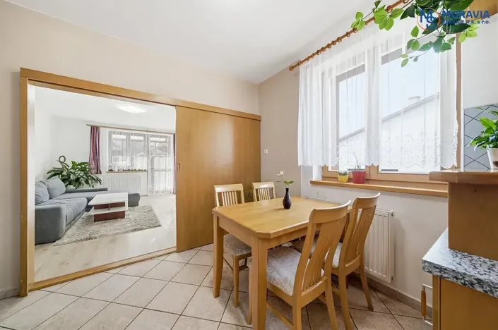 Prodej rodinného domu, Lipí, 238 m2