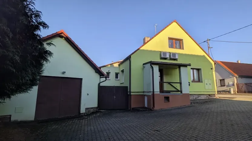 Prodej obchodního prostoru, Osek, 300 m2