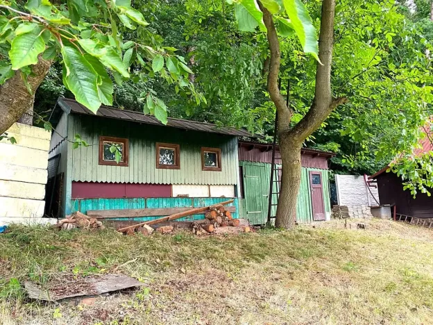 Dražba chaty, Klášterec nad Ohří, 25 m2