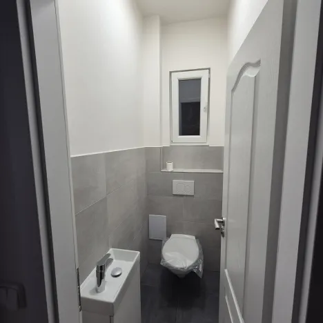 Pronájem bytu 2+kk, Praha - Strašnice, Věšínova, 50 m2