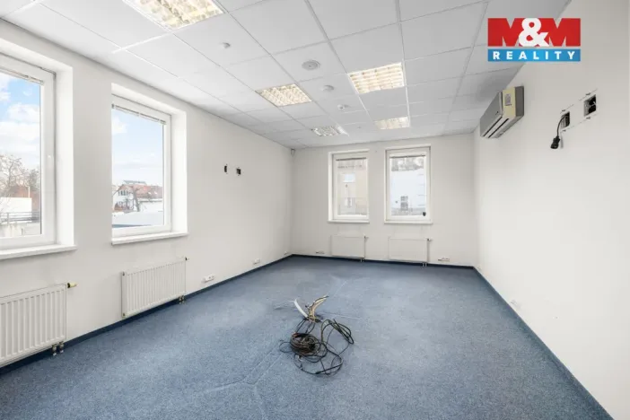 Pronájem kanceláře, Kladno, Čechova, 167 m2