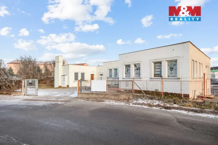 Pronájem kanceláře, Kladno, Čechova, 167 m2