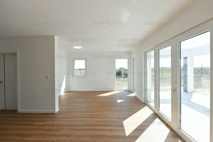 Prodej rodinného domu, Slaný, 312 m2