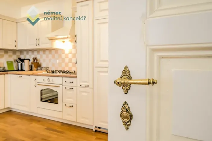 Pronájem bytu 3+1, Praha - Vinohrady, Záhřebská, 106 m2