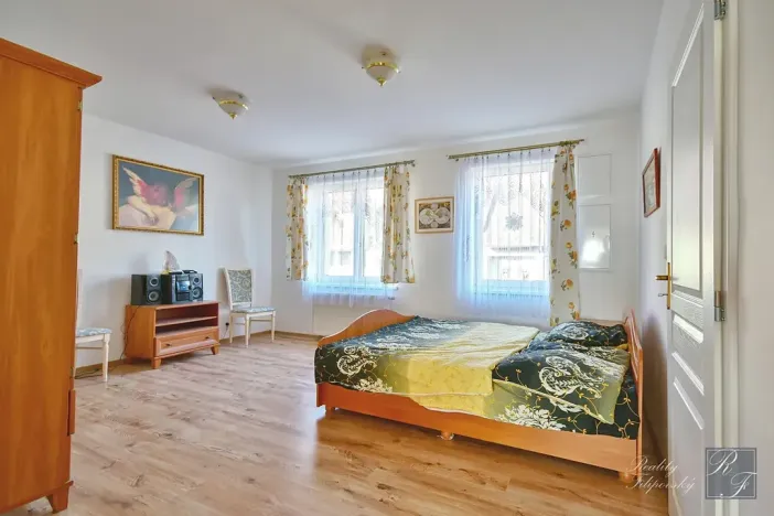 Prodej rodinného domu, Chlumec, 221 m2