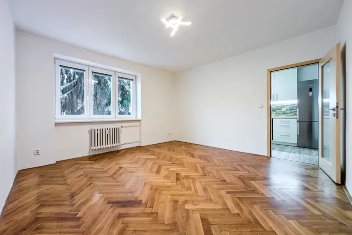 Pronájem bytu 2+1, Brno, Merhautova, 61 m2