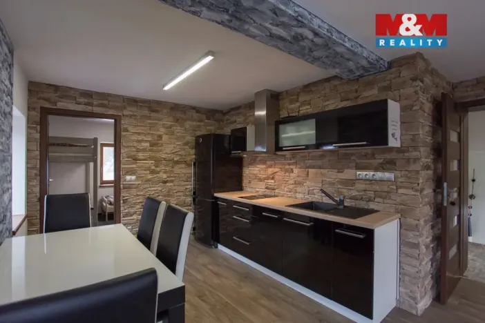 Prodej ubytování, Dolní Bečva, 325 m2