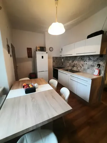 Pronájem bytu 2+1, Bohušovice nad Ohří, Nádražní, 70 m2