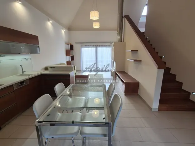 Prodej rodinného domu, Hostěnice, 142 m2