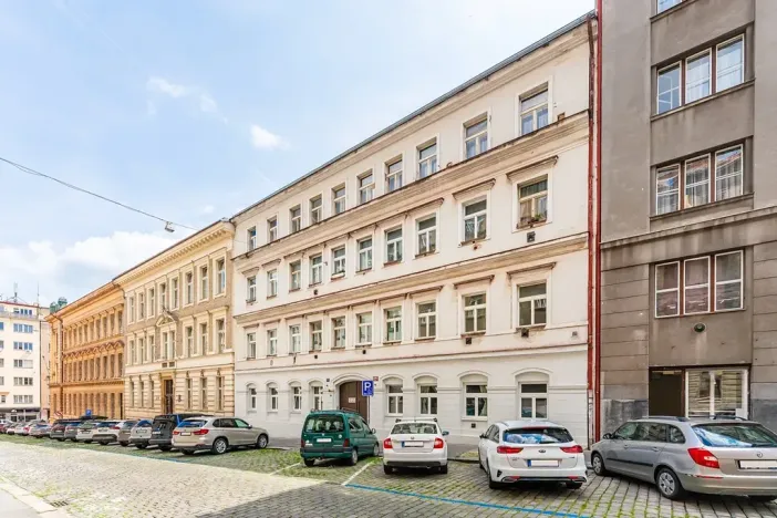 Prodej bytu 4+kk, Praha - Holešovice, Letohradská, 79 m2