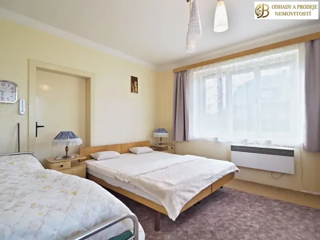 Prodej vícegeneračního domu, Chromeč, 200 m2