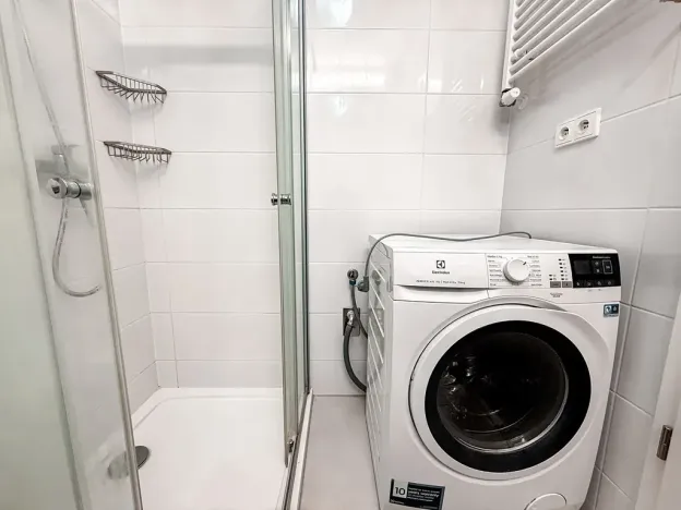 Pronájem bytu 1+kk, Praha - Libeň, Novovysočanská, 28 m2