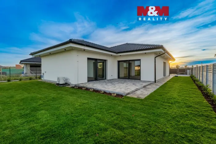 Prodej rodinného domu, Jenštejn, Za zahradami, 153 m2