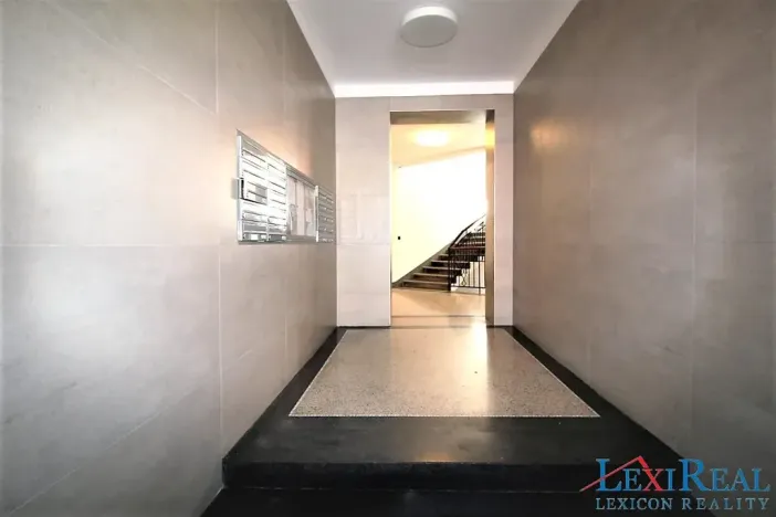 Pronájem bytu 2+kk, Praha - Libeň, Pod Čertovou skalou, 39 m2