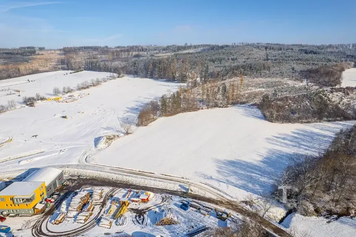 Prodej komerčního pozemku, Valchov, 15204 m2