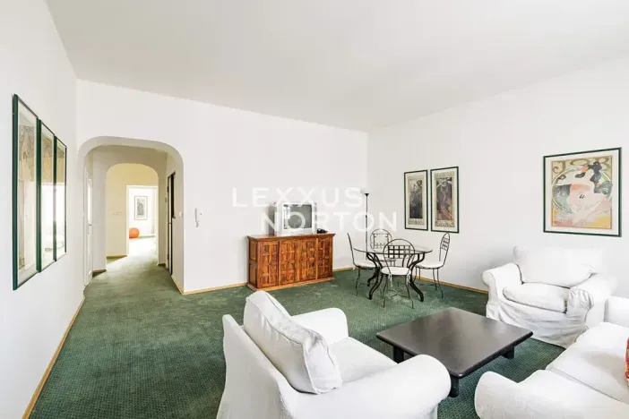 Pronájem bytu 3+1, Praha - Nové Město, Odborů, 87 m2