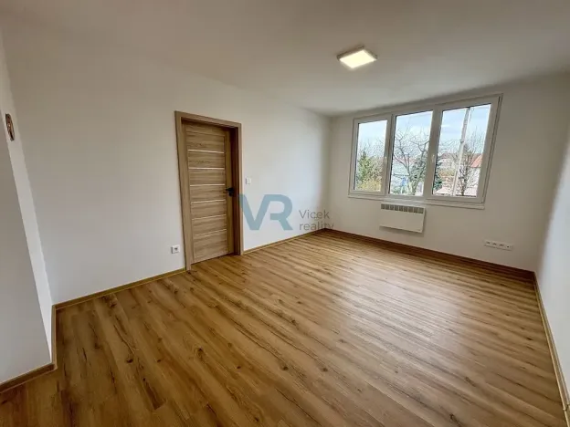 Prodej bytu 2+1, Slavče, 72 m2