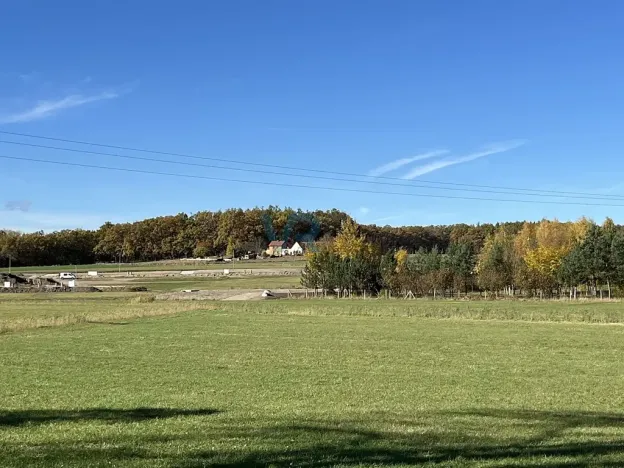 Prodej pozemku pro bydlení, Lipí, 903 m2