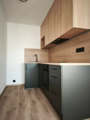 Pronájem bytu 2+kk, Most, Komořanská, 41 m2