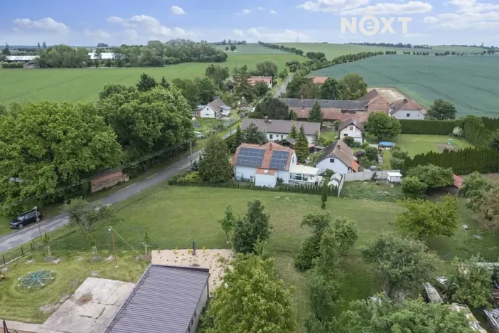 Prodej pozemku pro bydlení, Vinary, 1735 m2