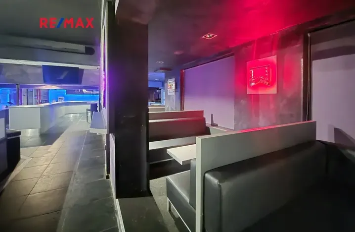 Pronájem obchodního prostoru, Svitavy, Soudní, 230 m2