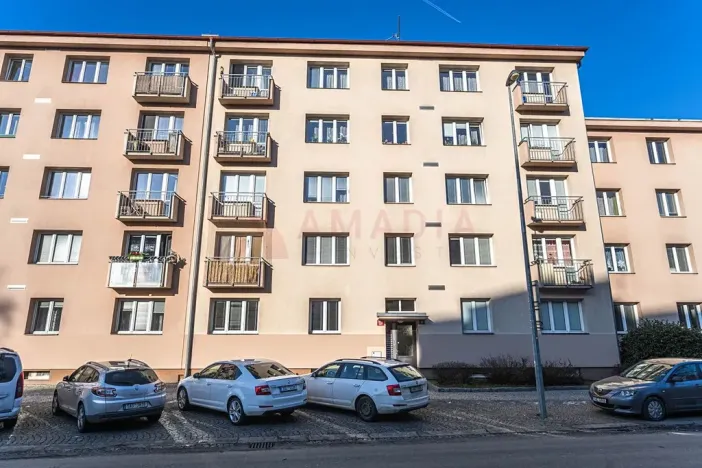 Prodej bytu 3+1, Praha - Strašnice, Na hroudě, 74 m2