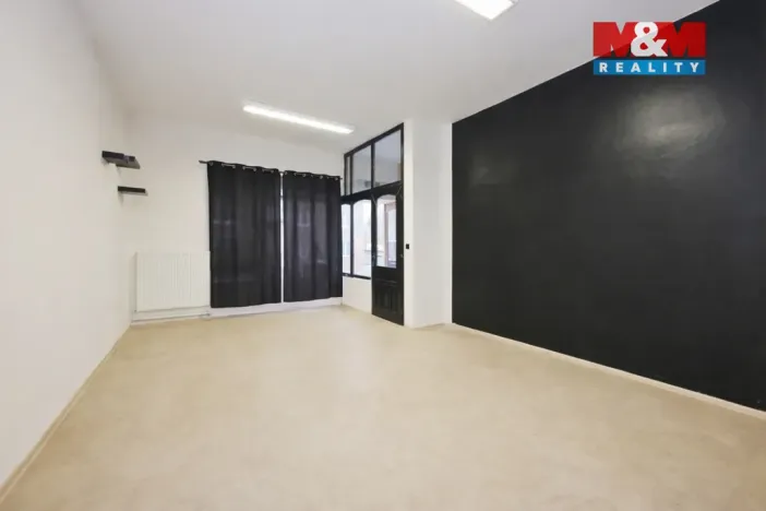 Pronájem obchodního prostoru, Havlíčkův Brod, Nádražní, 64 m2