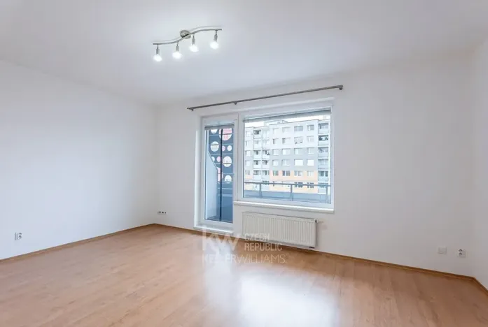 Pronájem bytu 1+kk, Praha - Horní Měcholupy, Hornoměcholupská, 32 m2