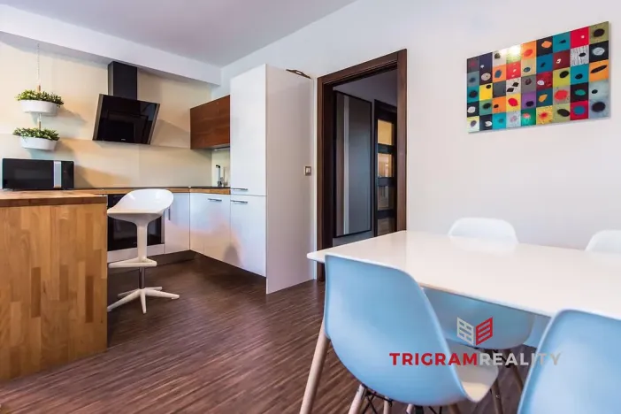 Prodej bytu 2+kk, Hradec Králové, Pouchovská, 54 m2