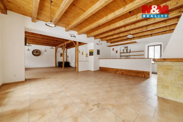 Prodej restaurace, Stráž nad Ohří - Boč, 500 m2
