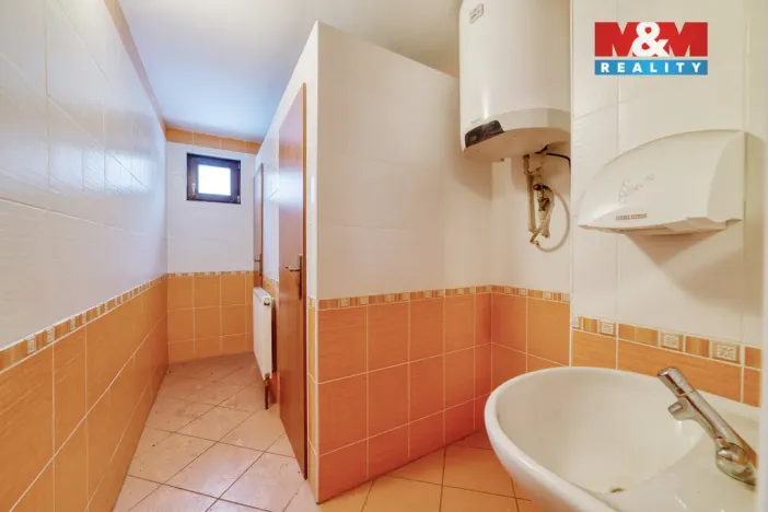 Prodej restaurace, Stráž nad Ohří - Boč, 500 m2