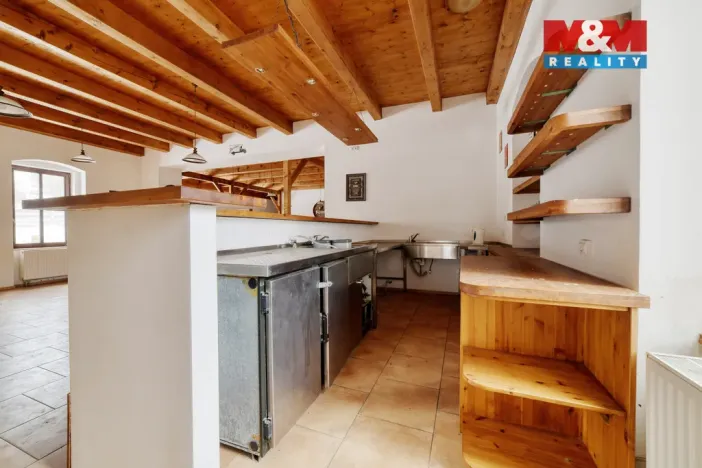 Prodej restaurace, Stráž nad Ohří - Boč, 500 m2