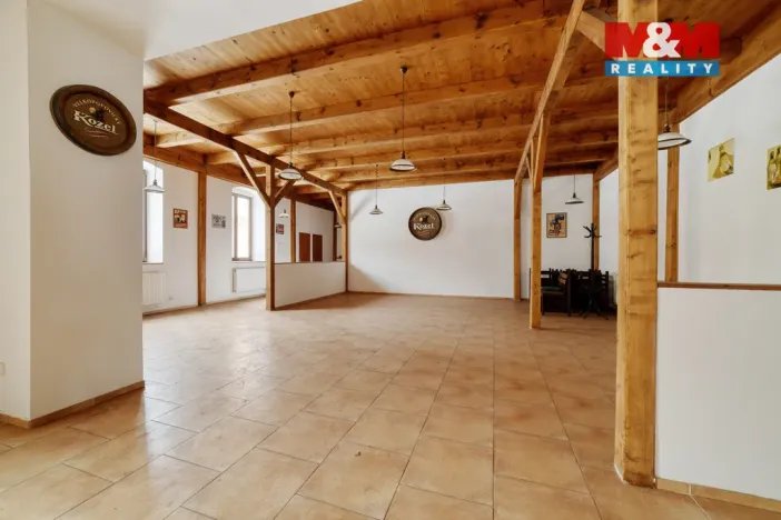 Prodej restaurace, Stráž nad Ohří - Boč, 500 m2