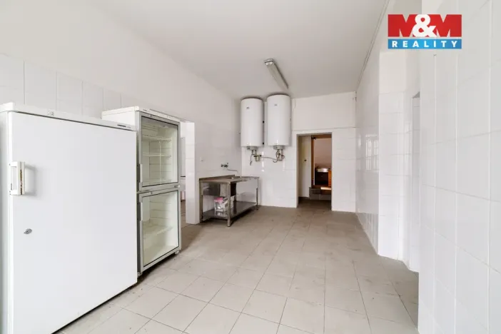 Prodej restaurace, Stráž nad Ohří - Boč, 500 m2