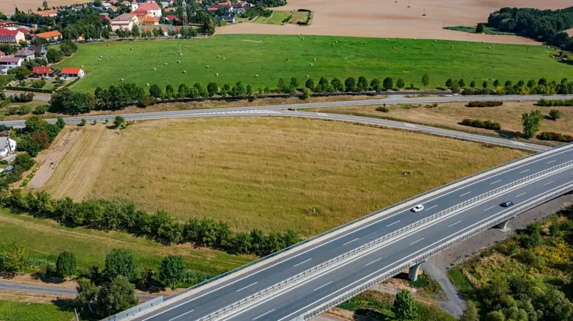 Prodej komerčního pozemku, Bělotín, 9952 m2
