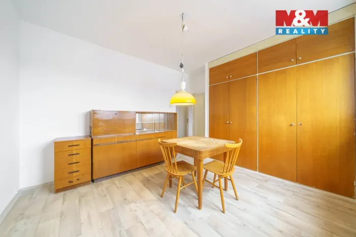 Prodej bytu 4+1, Karlovy Vary - Drahovice, Lidická, 115 m2