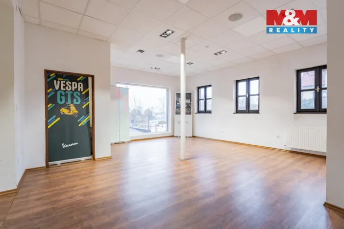 Prodej obchodního prostoru, Rudolfov, Třeboňská, 500 m2