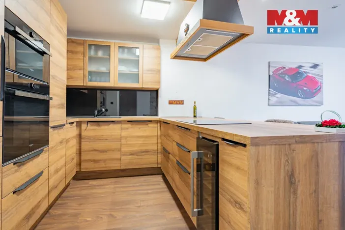 Prodej obchodního prostoru, Rudolfov, Třeboňská, 500 m2