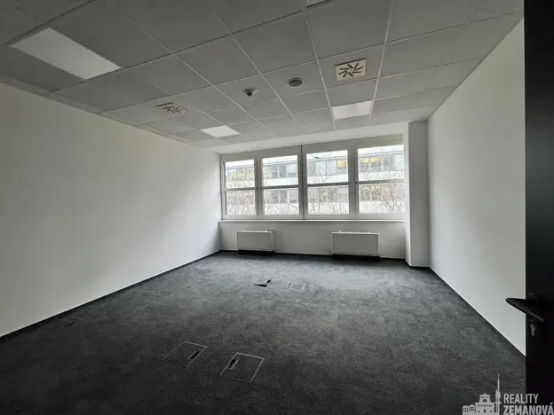 Pronájem kanceláře, Praha - Smíchov, Karla Engliše, 740 m2