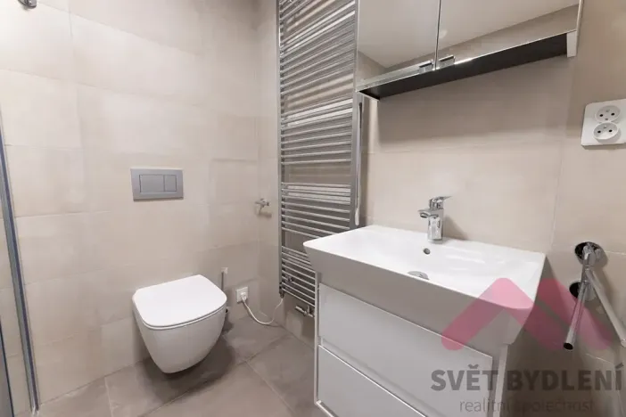 Pronájem bytu 2+kk, Praha - Řepy, Laudova, 61 m2