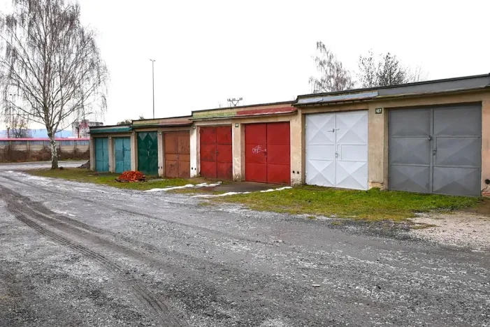 Pronájem garáže, Beroun, 19 m2