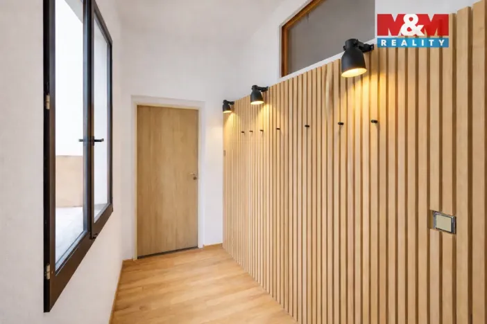 Pronájem bytu 2+1, Praha, Francouzská, 78 m2