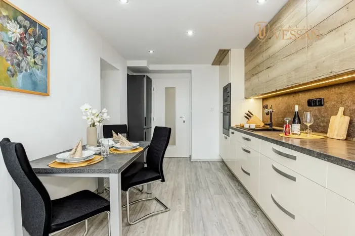 Prodej bytu 5+1, Praha - Podolí, Pravá, 121 m2