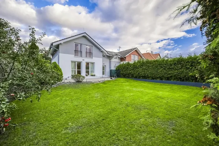 Prodej rodinného domu, Bašť, Kostelecká, 146 m2