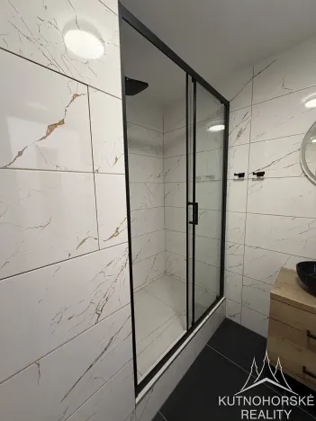 Pronájem bytu 1+kk, Čáslav, R. Těsnohlídka, 33 m2