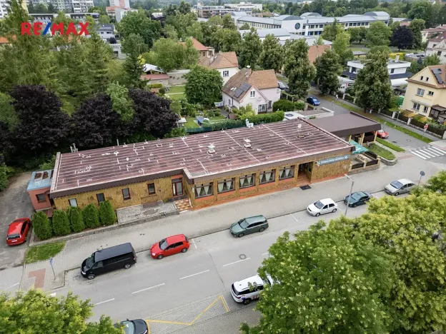 Prodej obchodního prostoru, Čelákovice, Rumunská, 794 m2