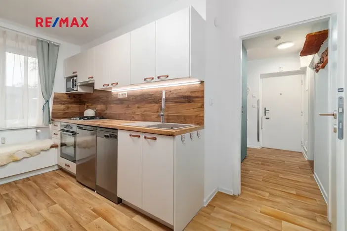 Pronájem bytu 2+1, Plzeň, Suvorovova, 53 m2